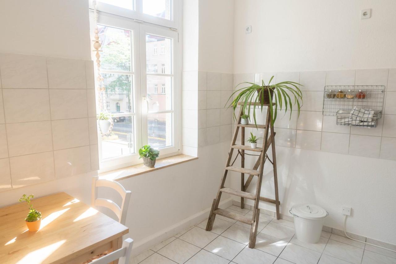 Grosse 3 Zimmer Wohnung Mit Netflix In Zentraler Lage Erfurt Luaran gambar