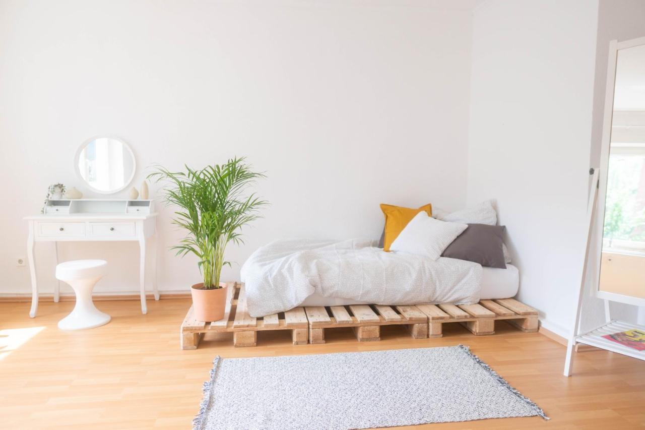 Grosse 3 Zimmer Wohnung Mit Netflix In Zentraler Lage Erfurt Luaran gambar